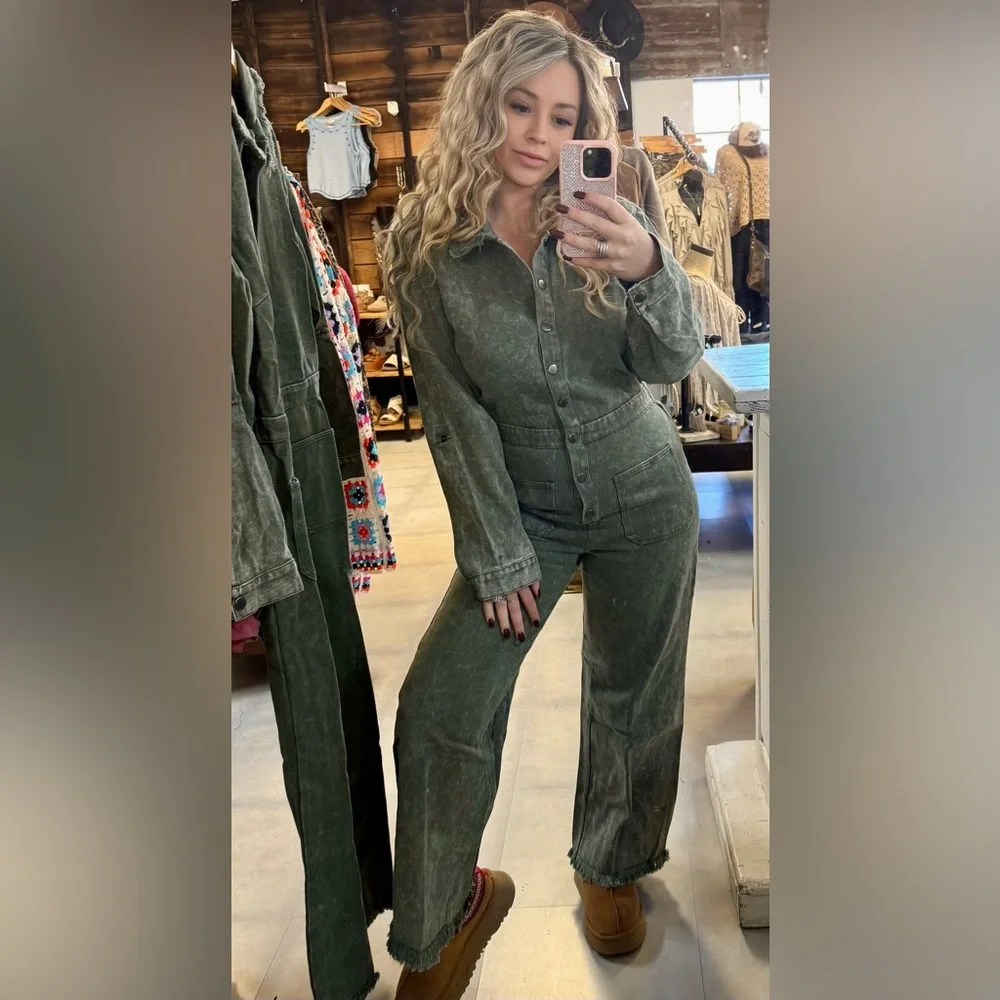 NWT UMGEE Washed Olive Denim Frayed Hem Button Down Utility Jumpsuit Coveralls - Picture 6 of 12